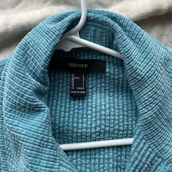 Blue textured button down - Picture 2 of 5